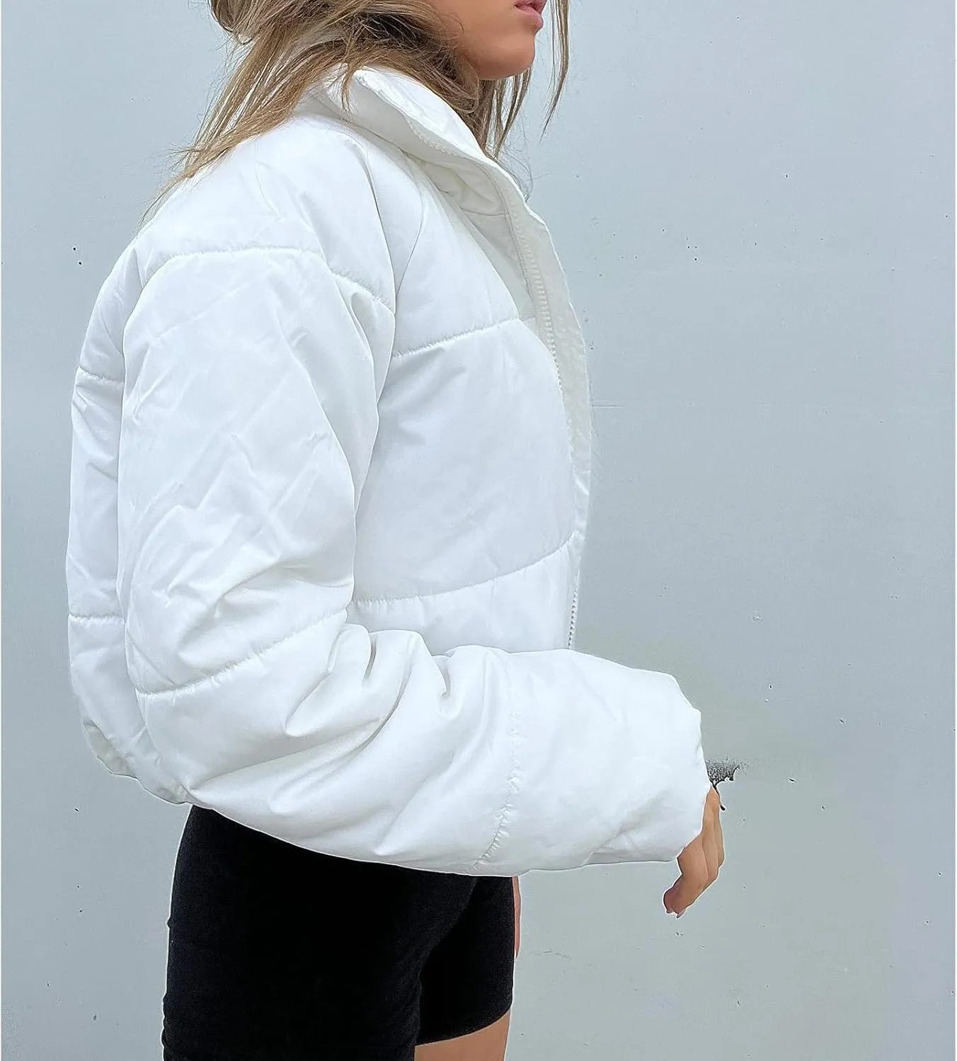 HEZIOWYUN Cropped Puffer Jackets for Women Quilted Lightweight Padded Stand Collar Zipper Puffer Coat Bomber Jacket