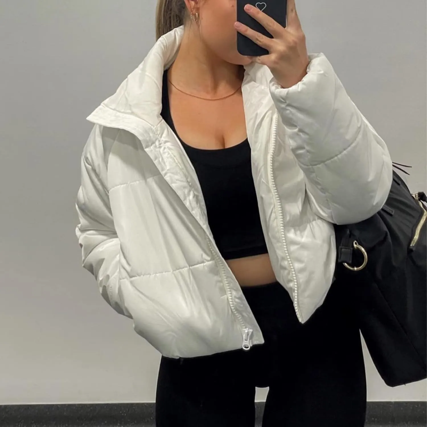 HEZIOWYUN Cropped Puffer Jackets for Women Quilted Lightweight Padded Stand Collar Zipper Puffer Coat Bomber Jacket